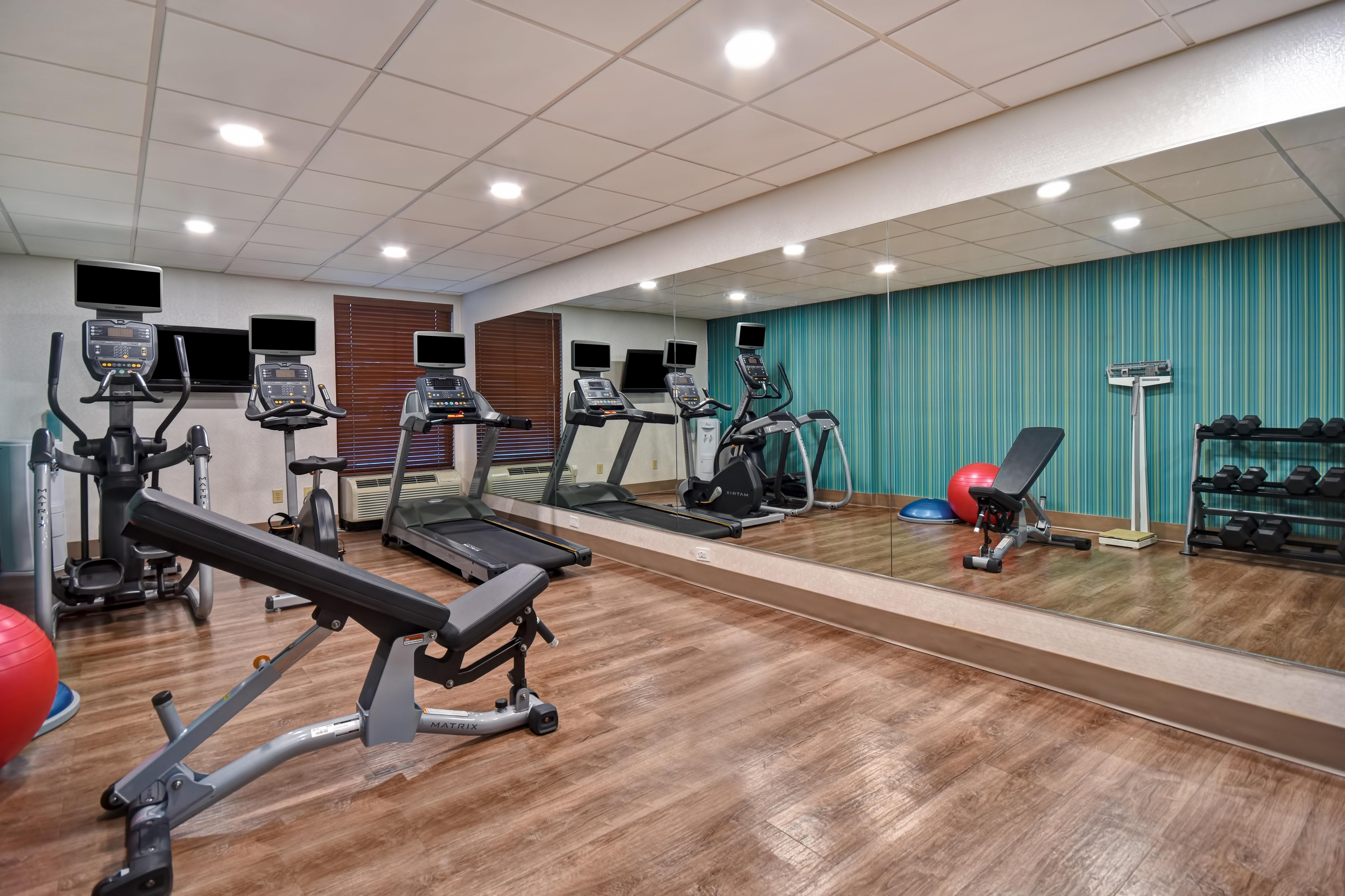 Holiday Inn Express & Suites Allentown-Dorney Park Area By Ihg Exterior photo